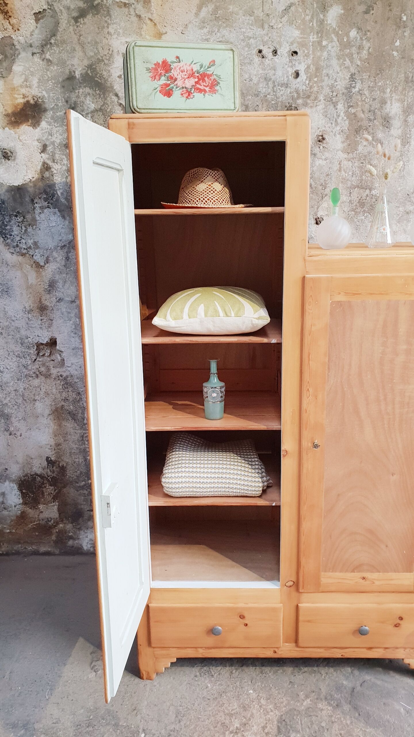 Vintage asymmetrical cabinet