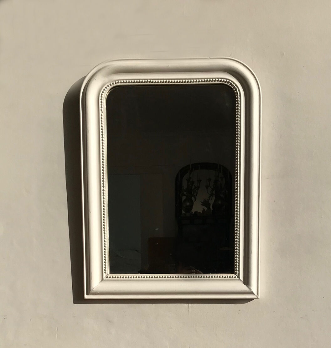 White Louis Philippe mirror - 76 x 56 cm
