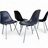 4 DSX chairs, fiberglass, Charles & Ray Eames for Herman Miller 1980