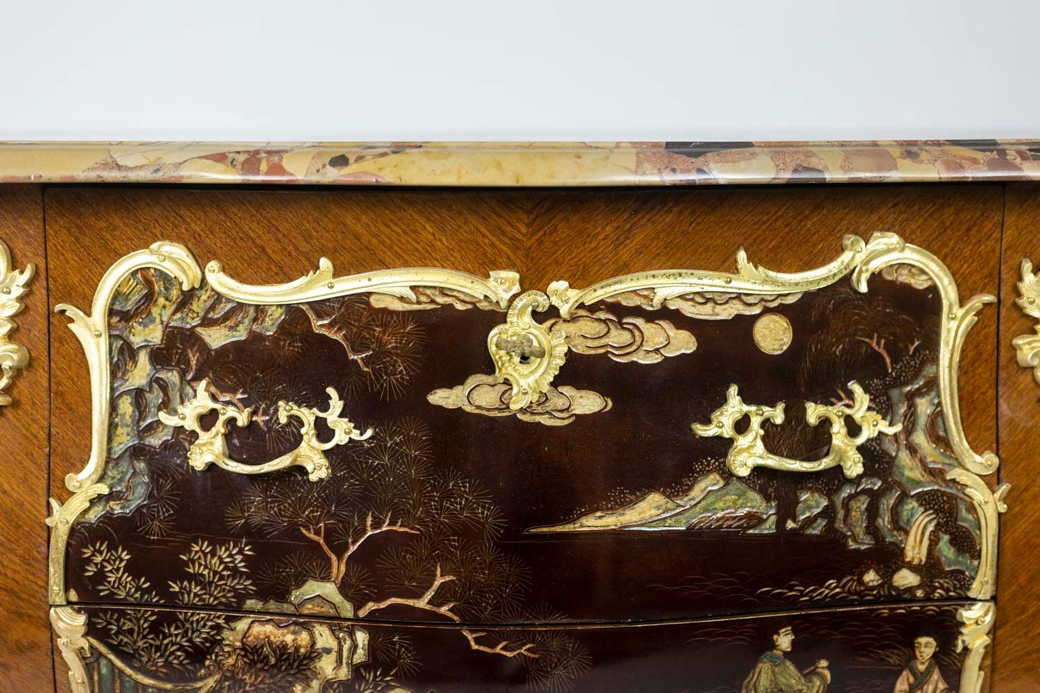 Louis XV style jumping chest of drawers, circa 1950