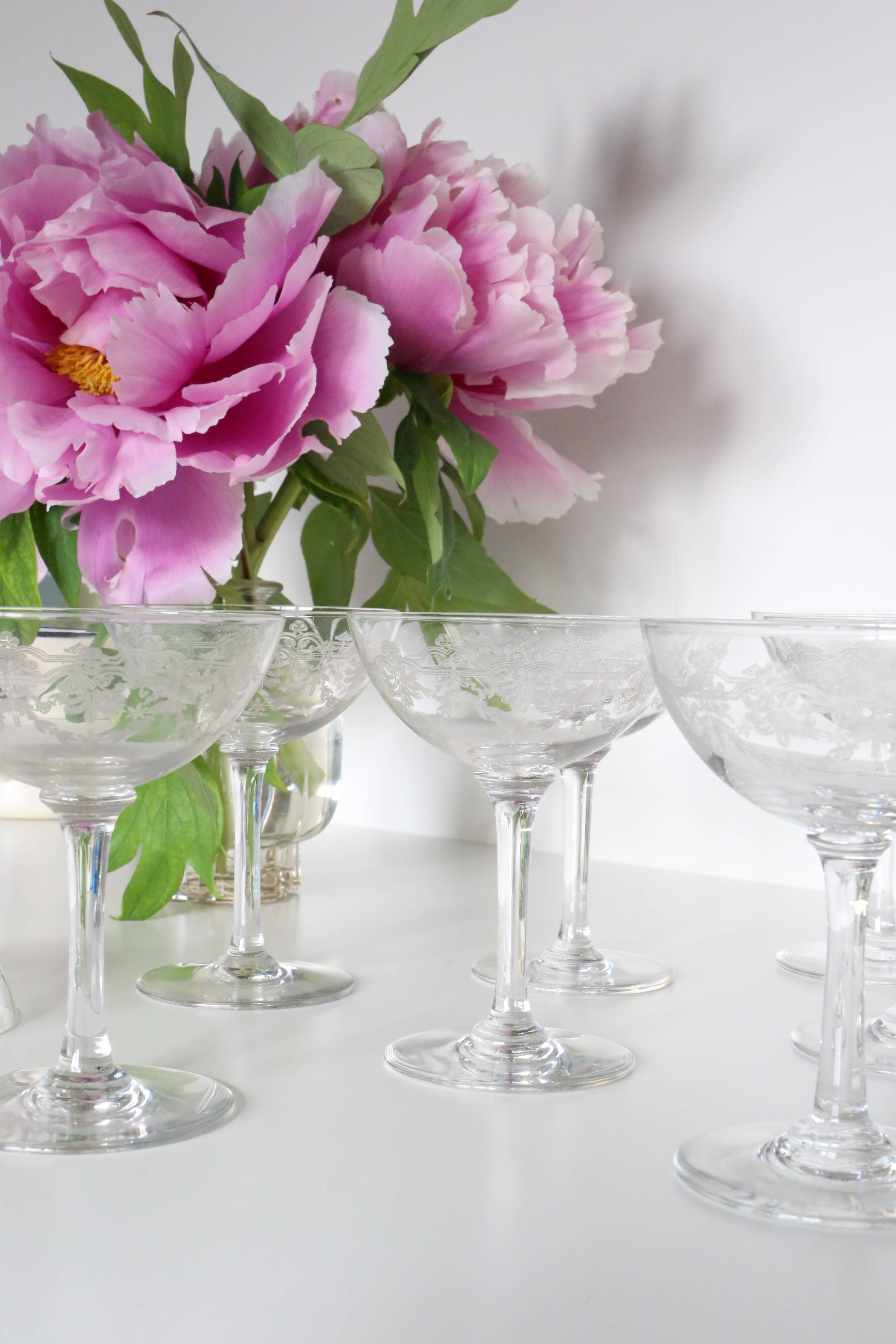 8 Crystal champagne cups
