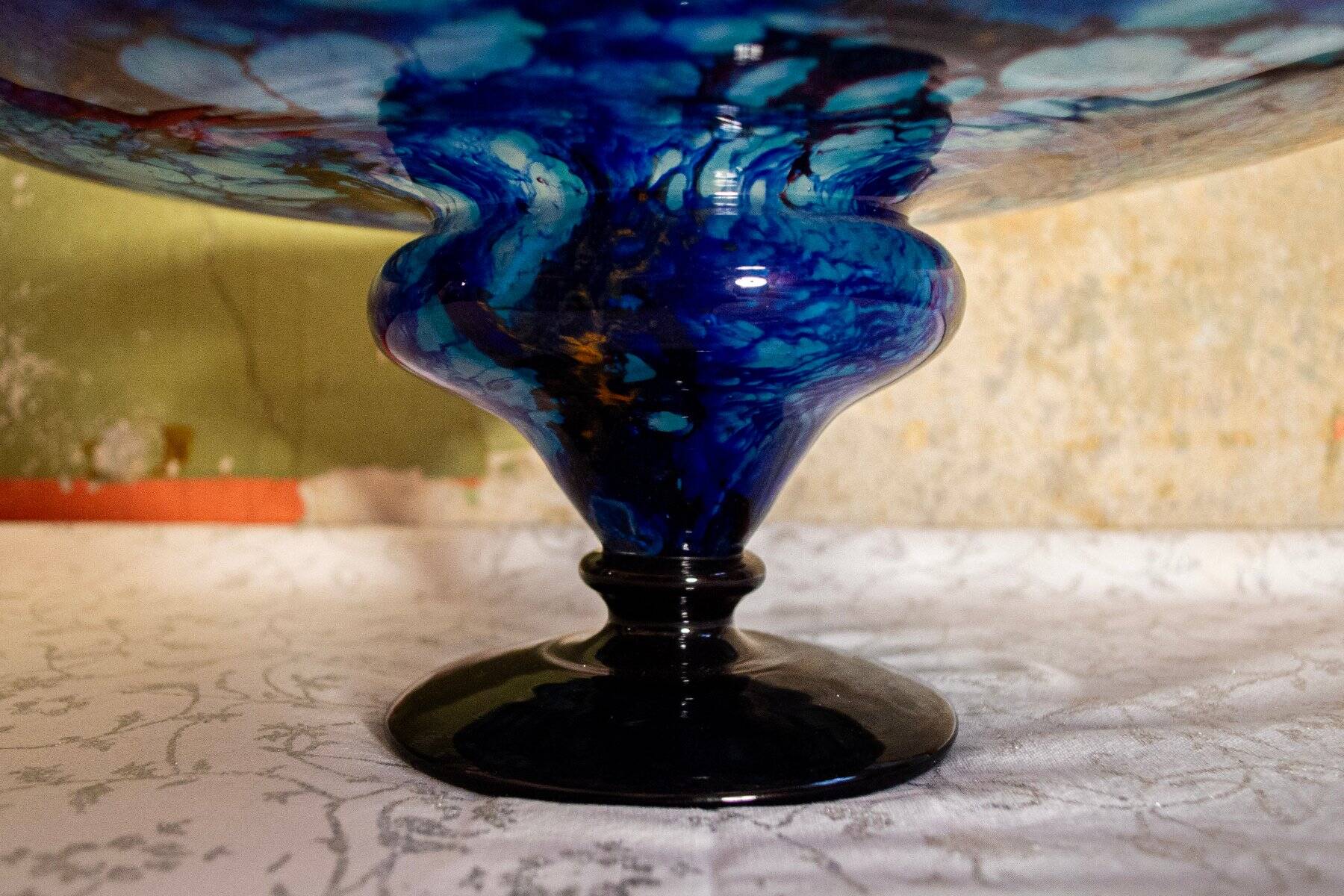 Art Nouveau blown glass centerpiece by Charles Schneider, France, 1920s