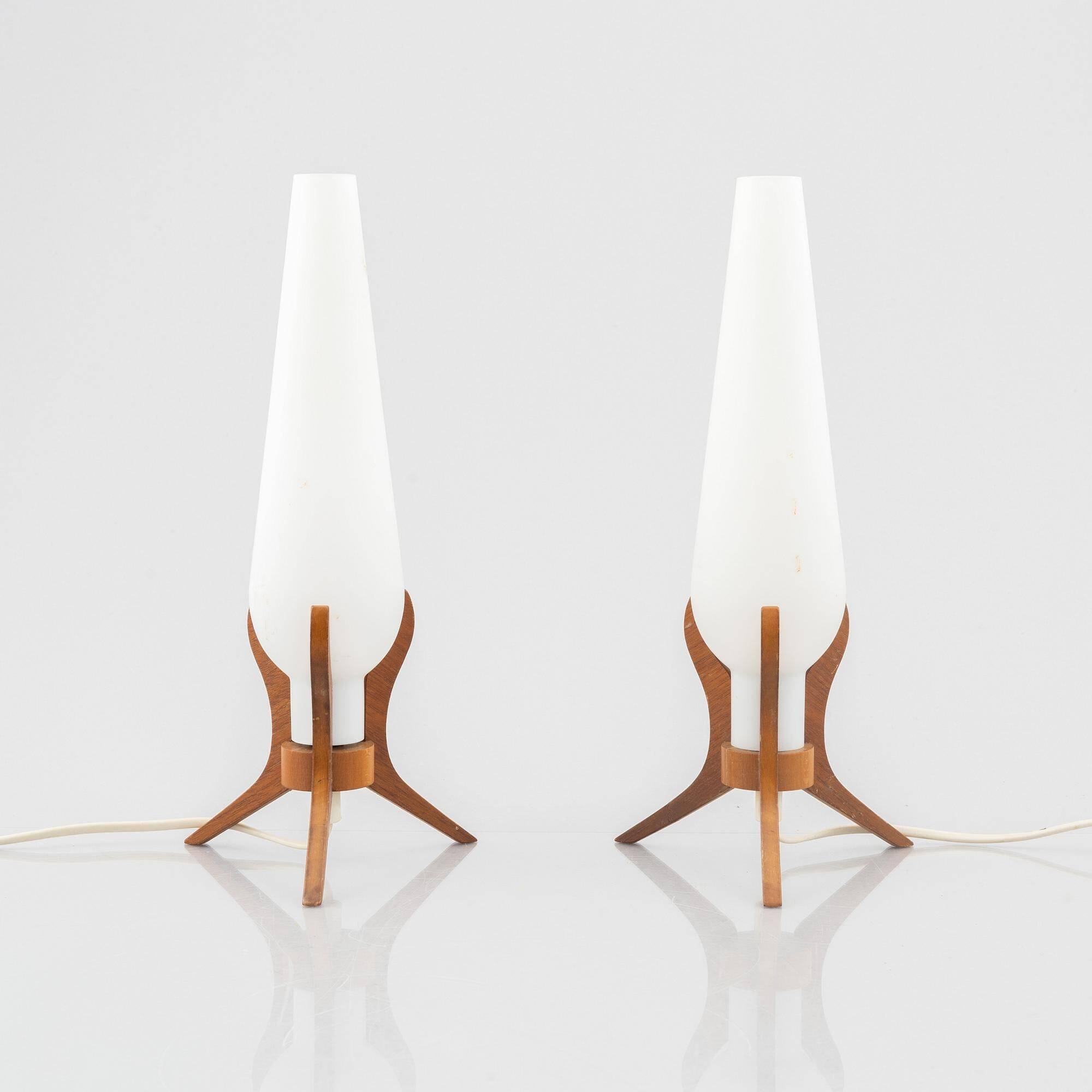 Pair of Orrefors desk lamps in teak and glass, Sweden 1960.