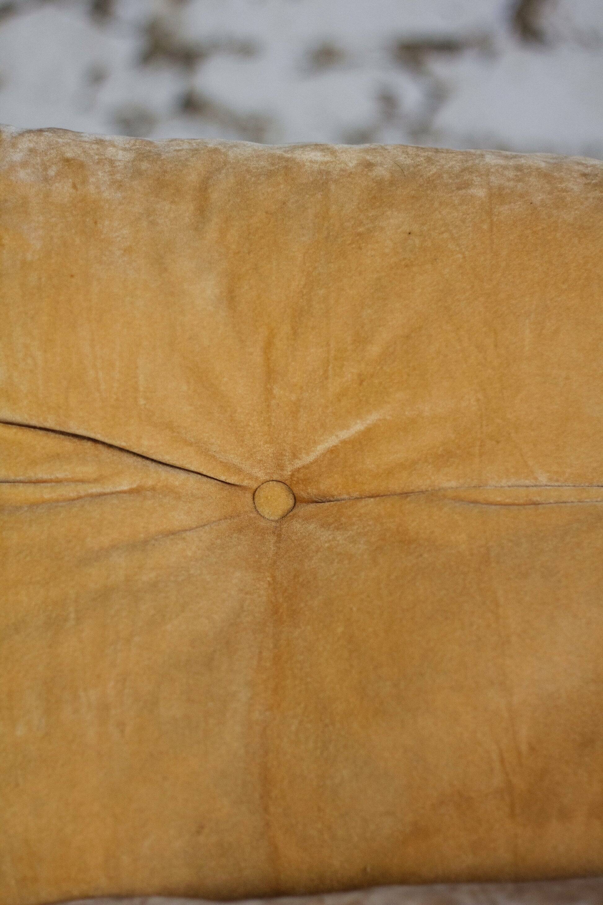 Vintage "Pixi" style armchair in velvet and chrome, 1970