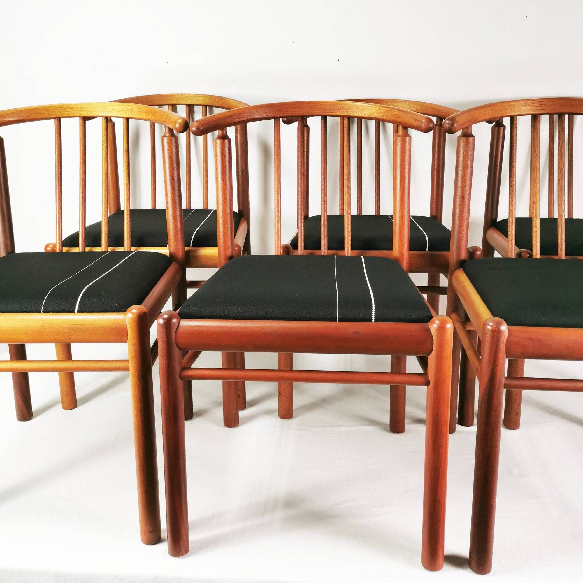 Ensemble de 6 chaises en teck, style Mid-Century, Danemark, années 1970.