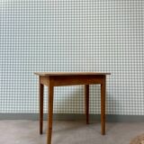 Bureau, table d’appoint en hêtre, restauré