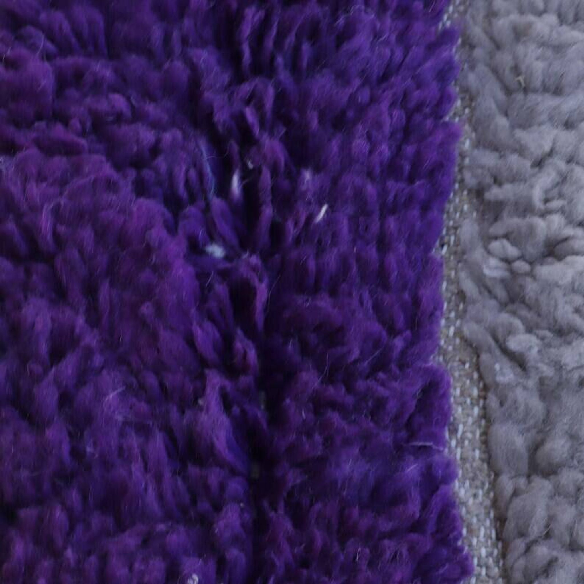 Moroccan Berber rug 250cm x 150cm