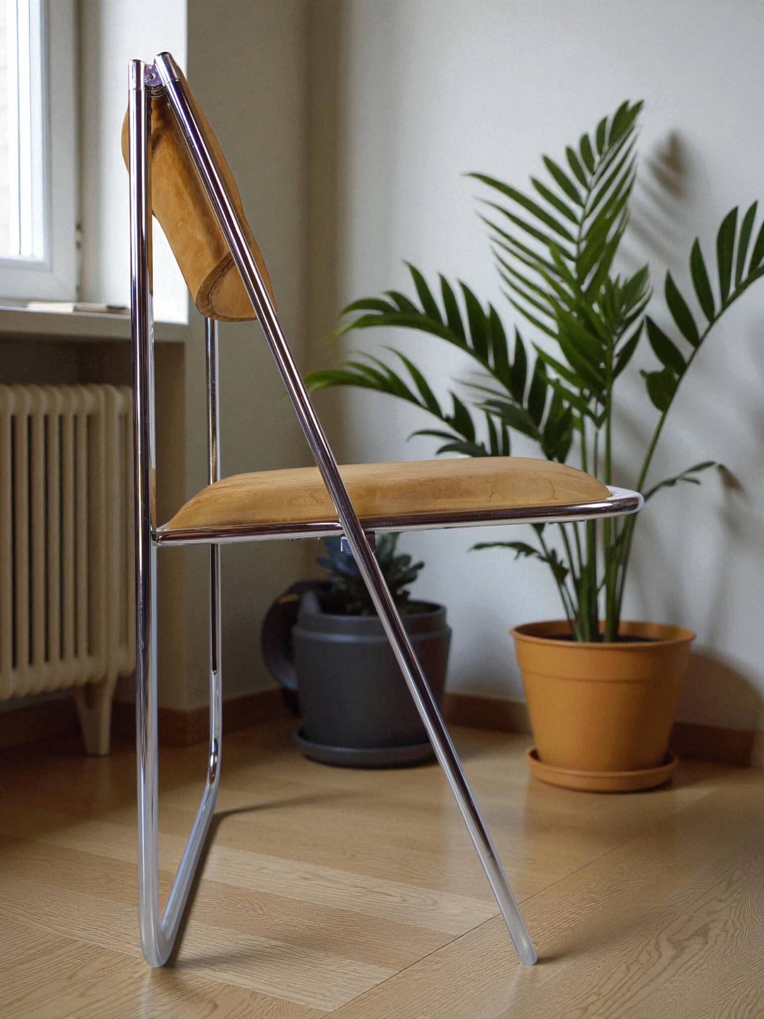 Vintage folding chair, Italian design