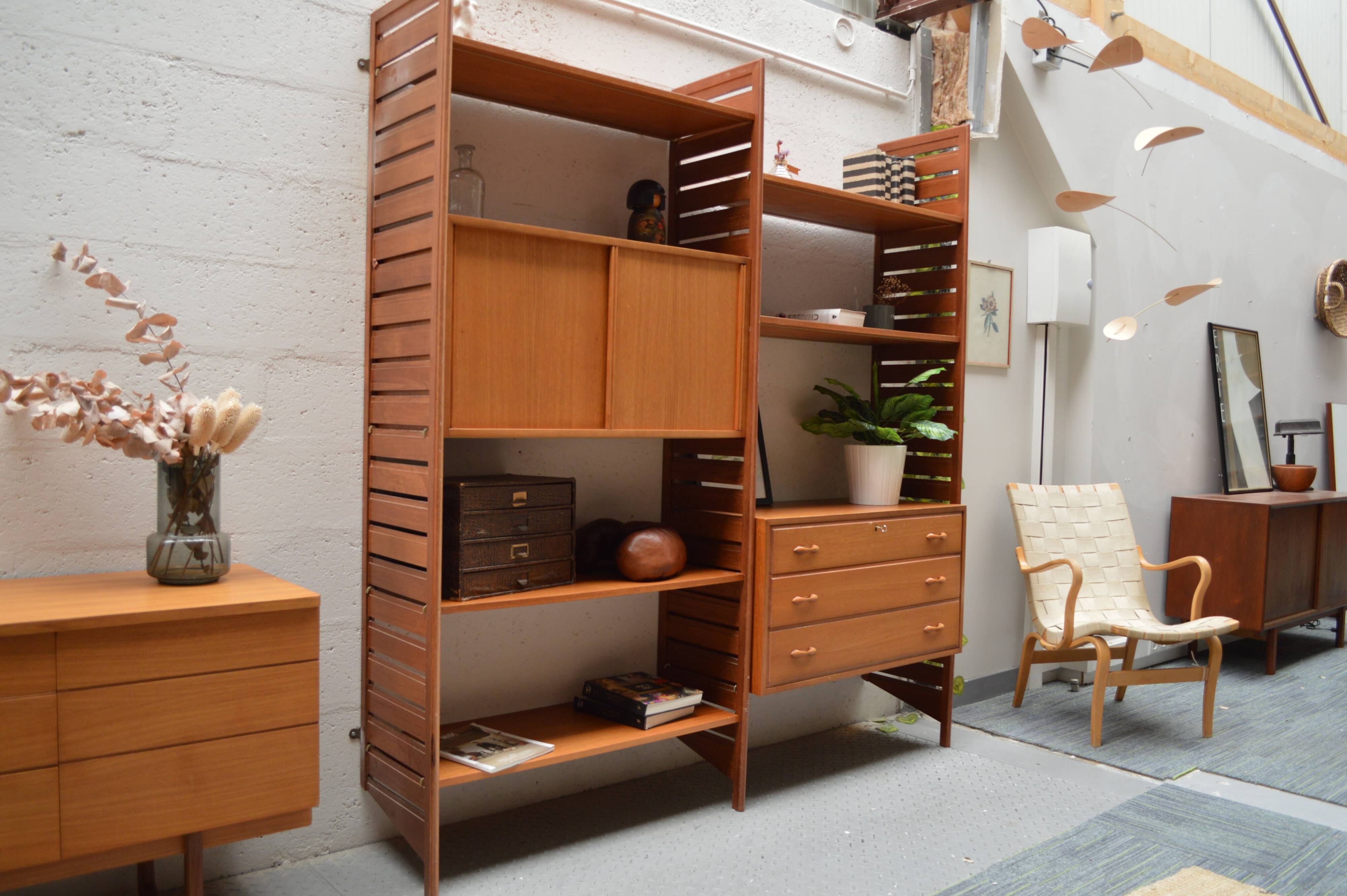 Large modular Ladderax bookshelf 186 cm