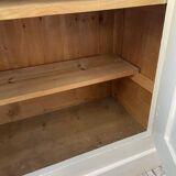 XL display case with white patina