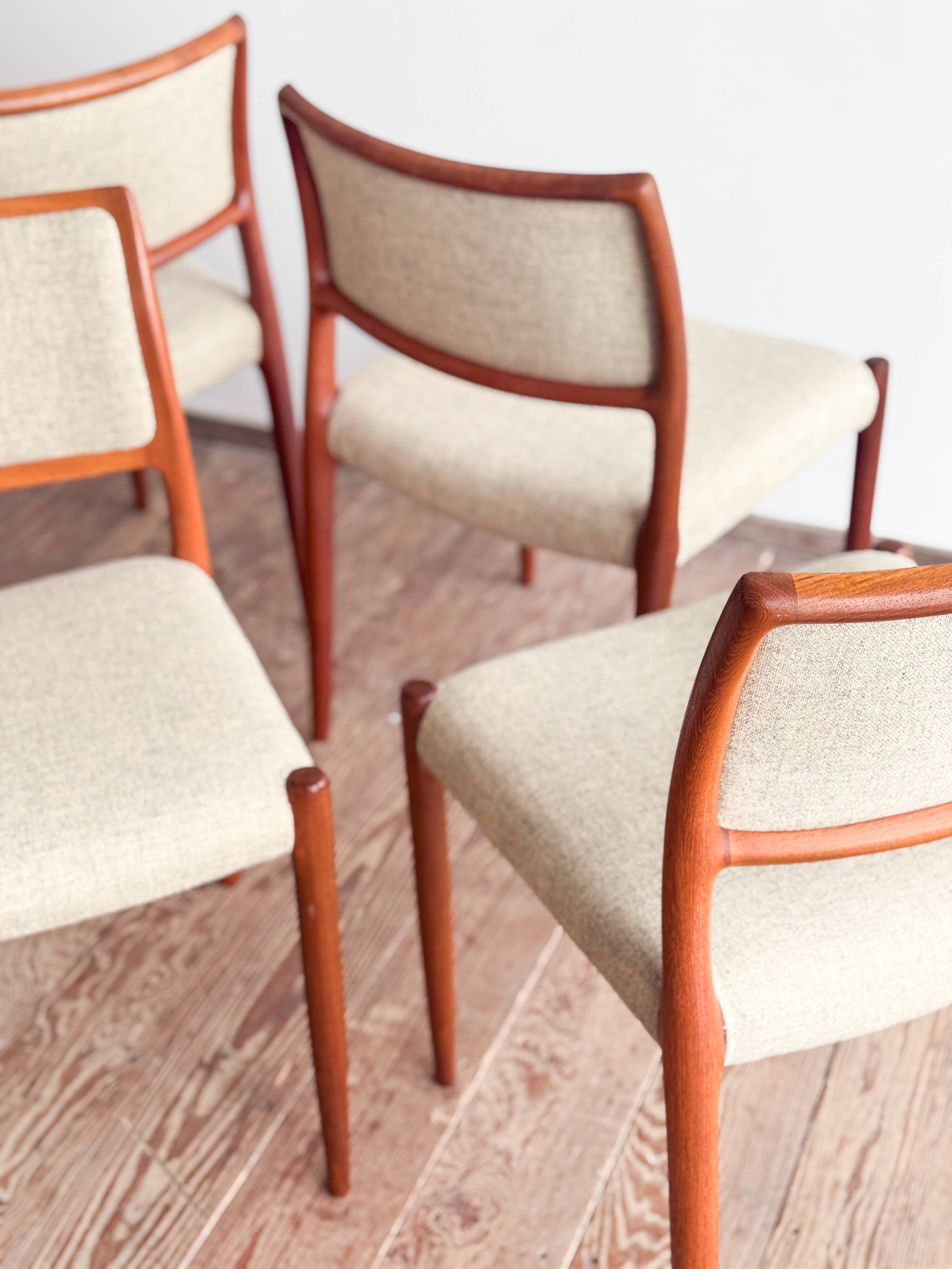 Set of 8 chairs #80 in teak by Niels O. Møller, JL Moller, Mid Century