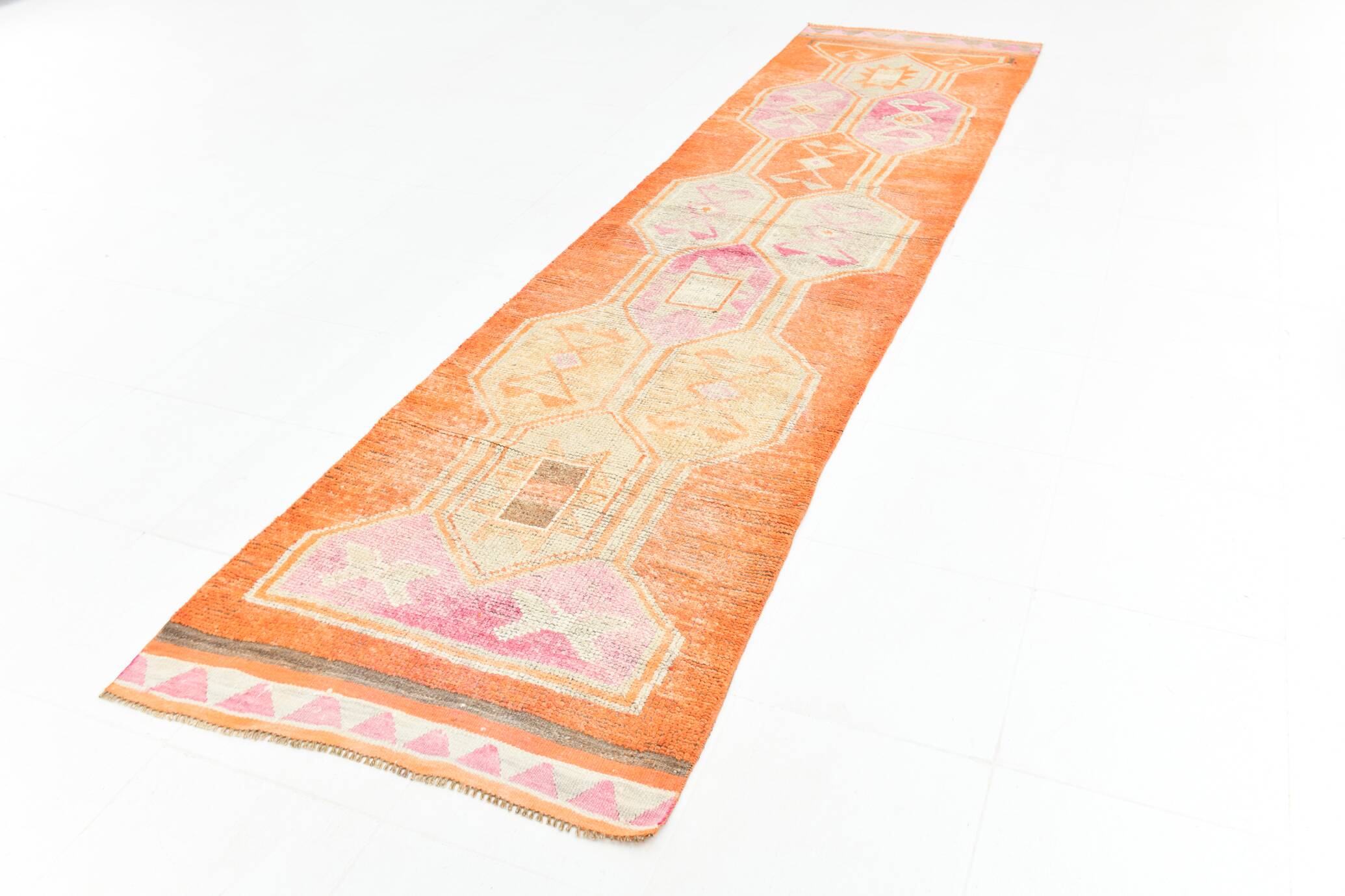 3x13 Pale Orange Vintage Runner Rug, 94x381Cm