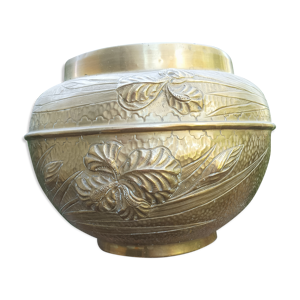 Cache pot en cuivre Art Nouveau