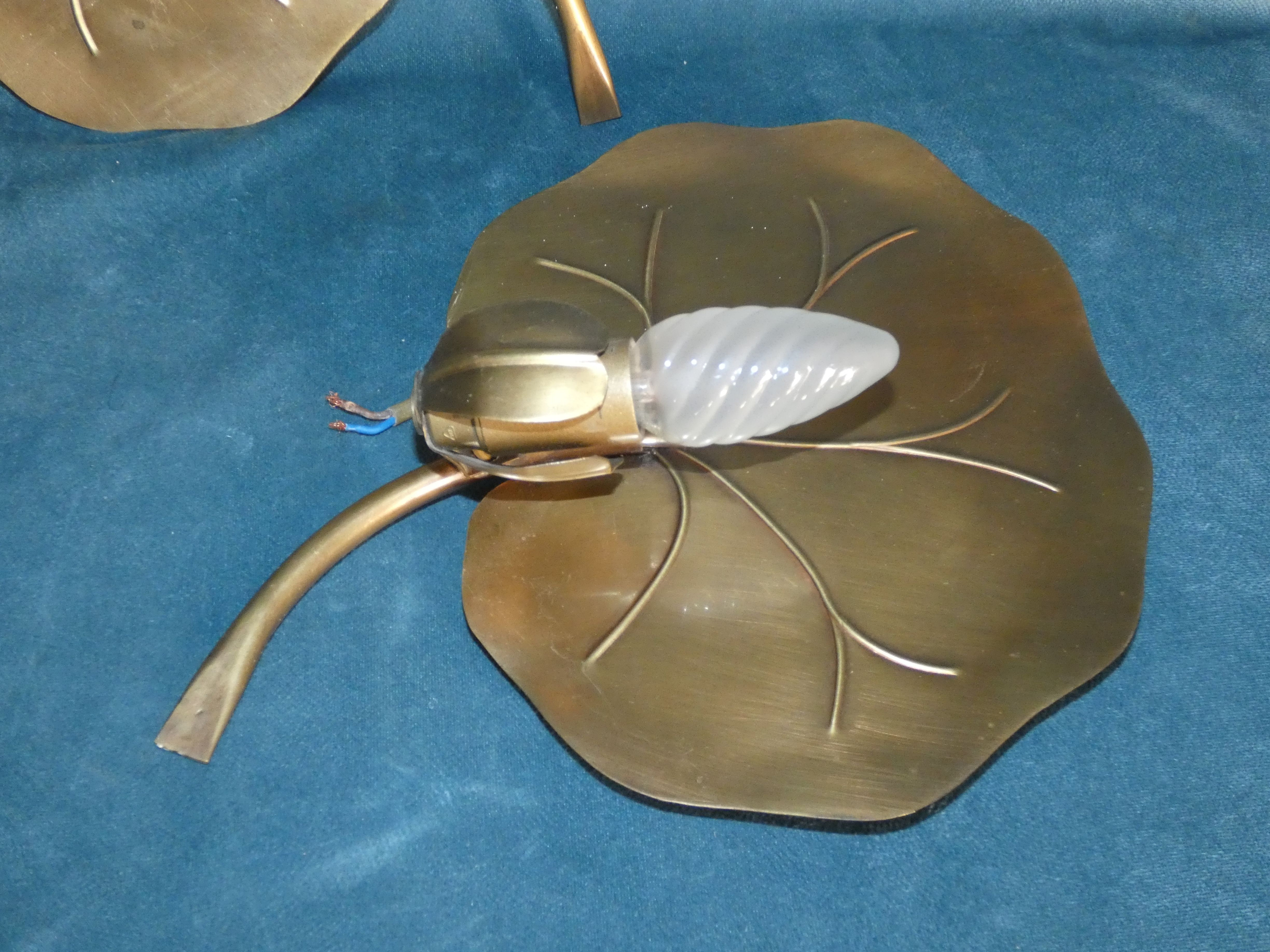 House florart pair wall lamps leaves nenuphar brass circa 1960