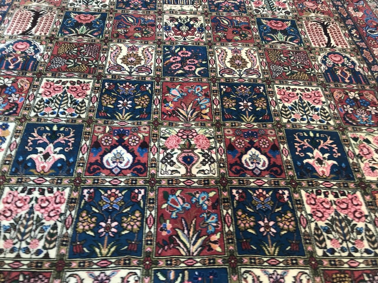 Tapis persan Bakhtiar tchaharshotor 200x300 cm