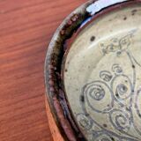 Mid-century modern Danish studio pottery bowl by Bente Lemche, 1960s.