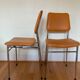 Paire de chaises chromé et skai orange