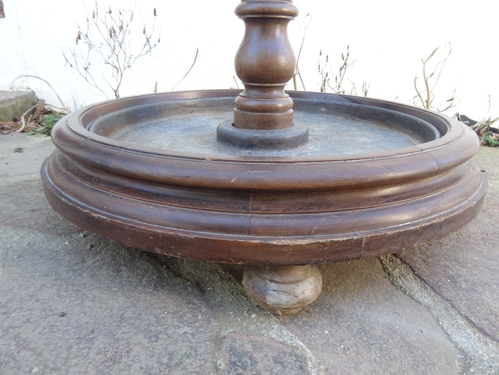 Zinc standing bistro coat door