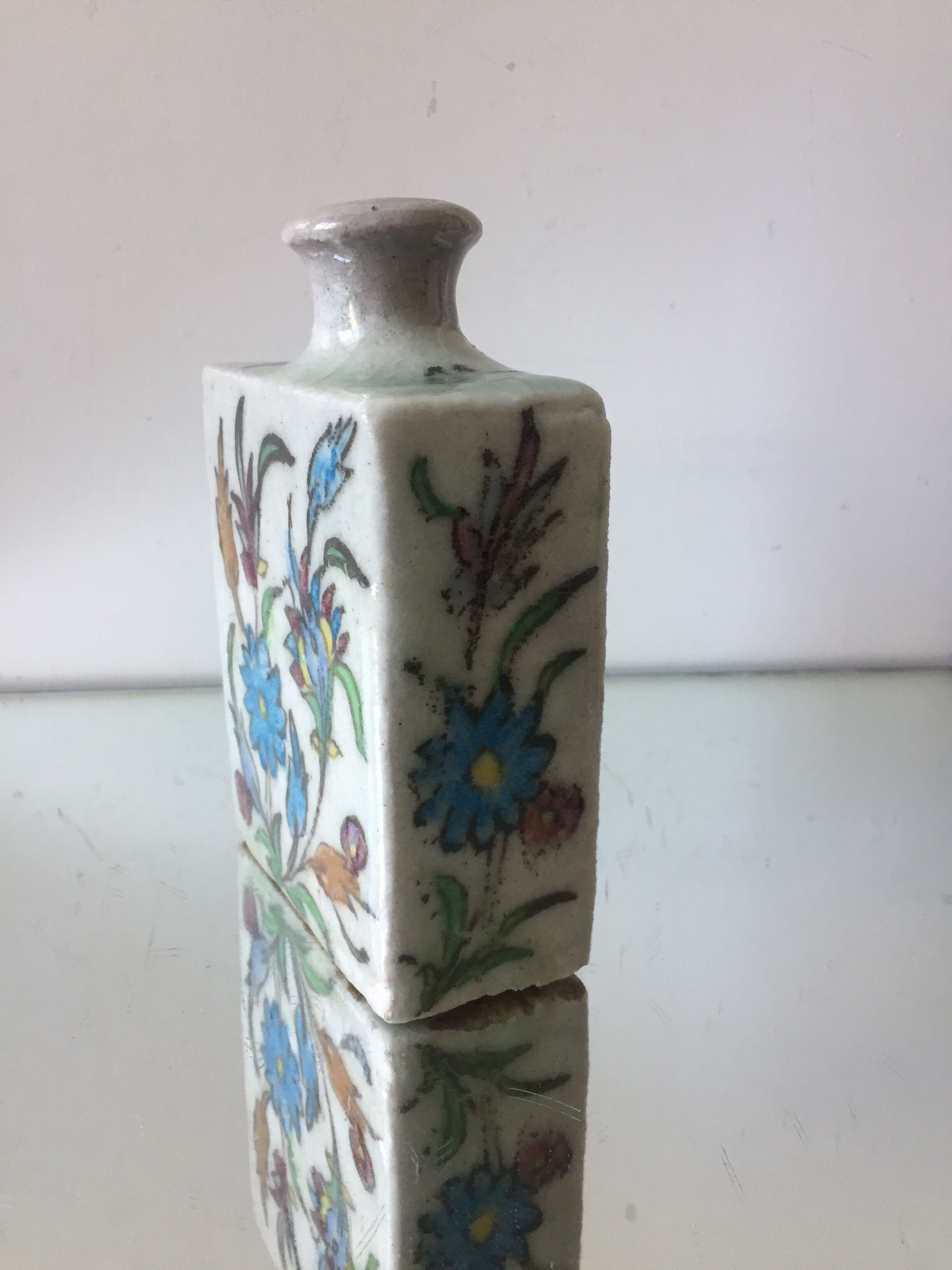 Illamic art ceramic vase in i̇znik style antique