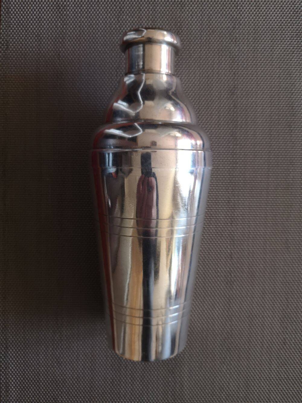 Art Deco silver metal shaker - Oscar Wiskemann - 1930s