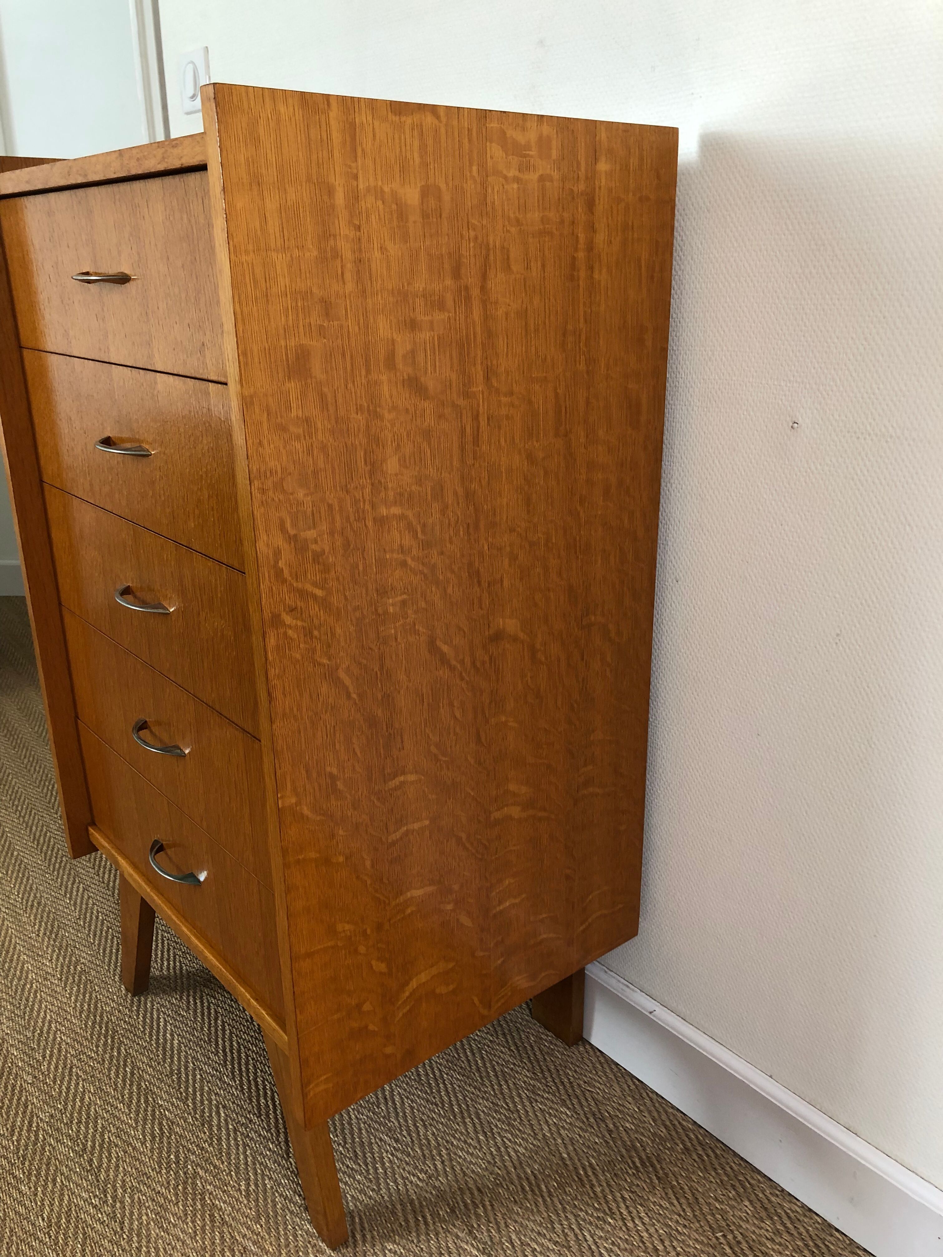 Commode vintage