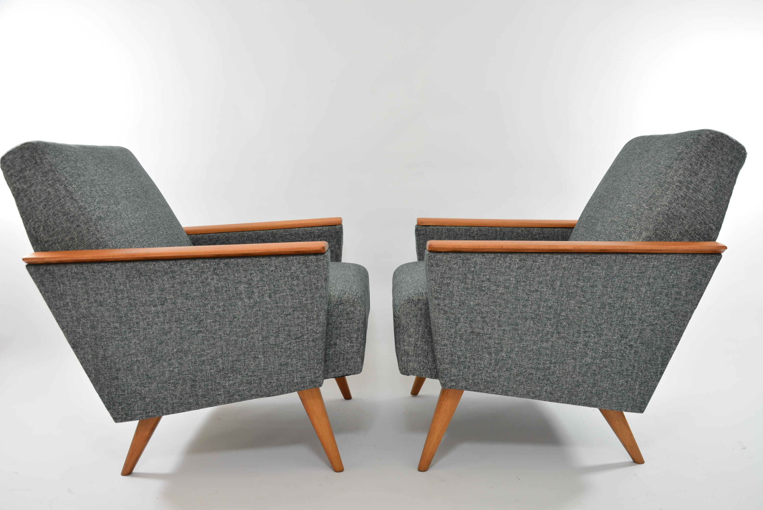Fauteuil carre gris chiné