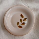 Lot 12 hollow plates in varnished sandstone, Cévennes model of Saint Amand