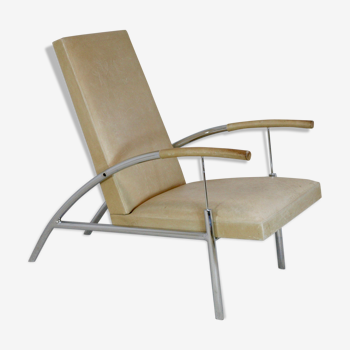 Tubular steel armchair and "cream" leather, France, circa 1970