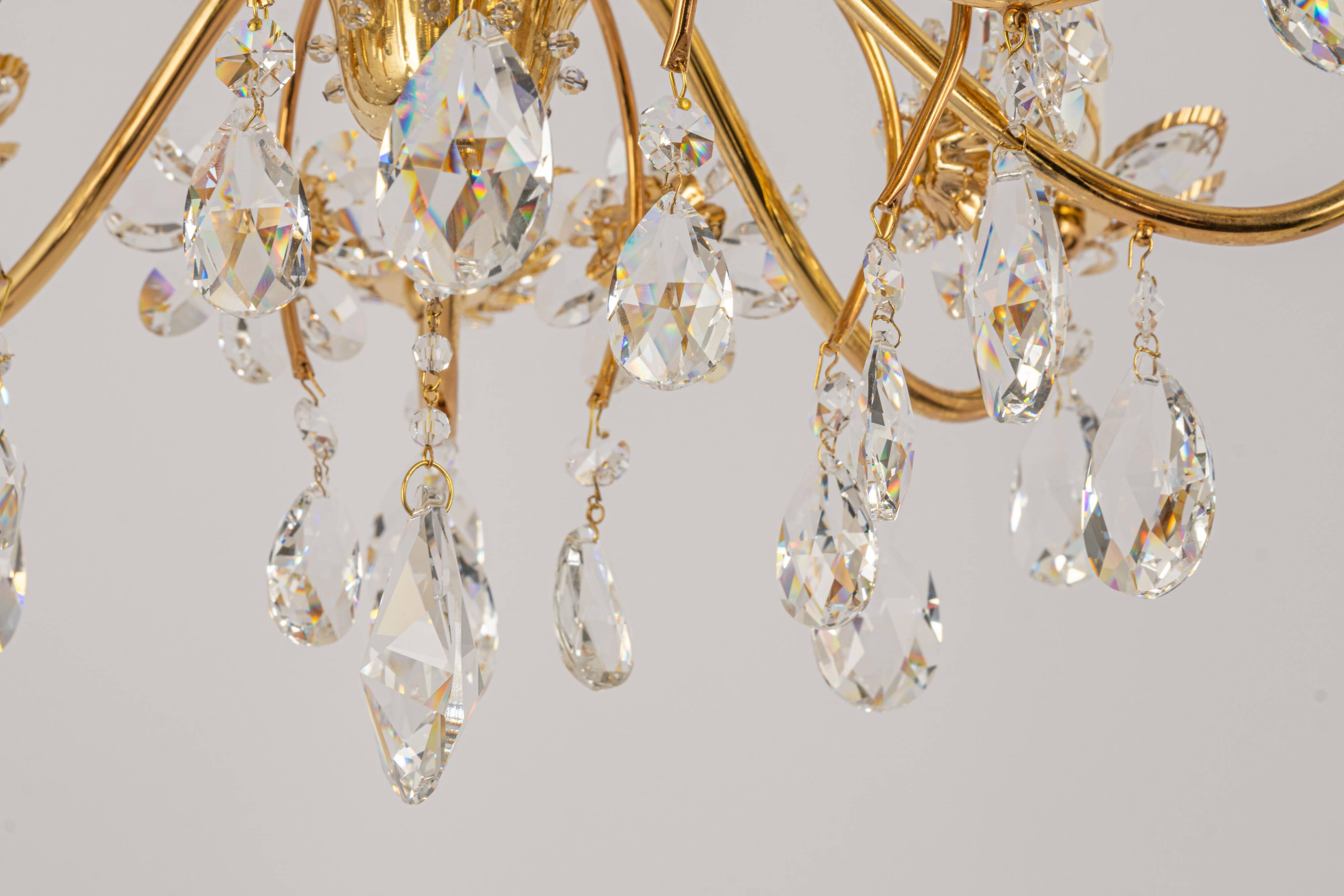 Large flower-shaped chandelier in gilded brass by Palwa, Germany, 1970s.