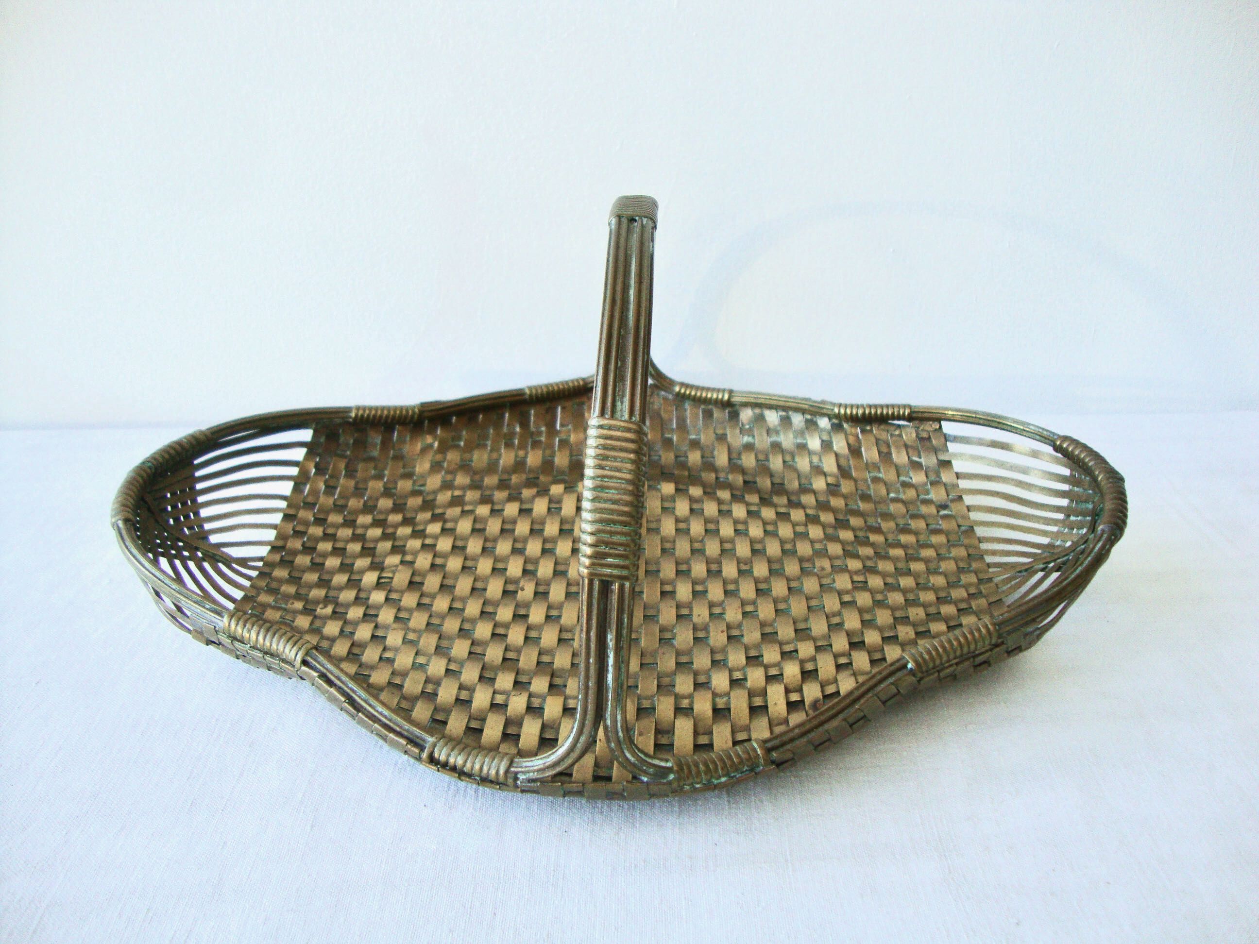 Brass basket or fruit basket