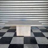 Table basse en travertin