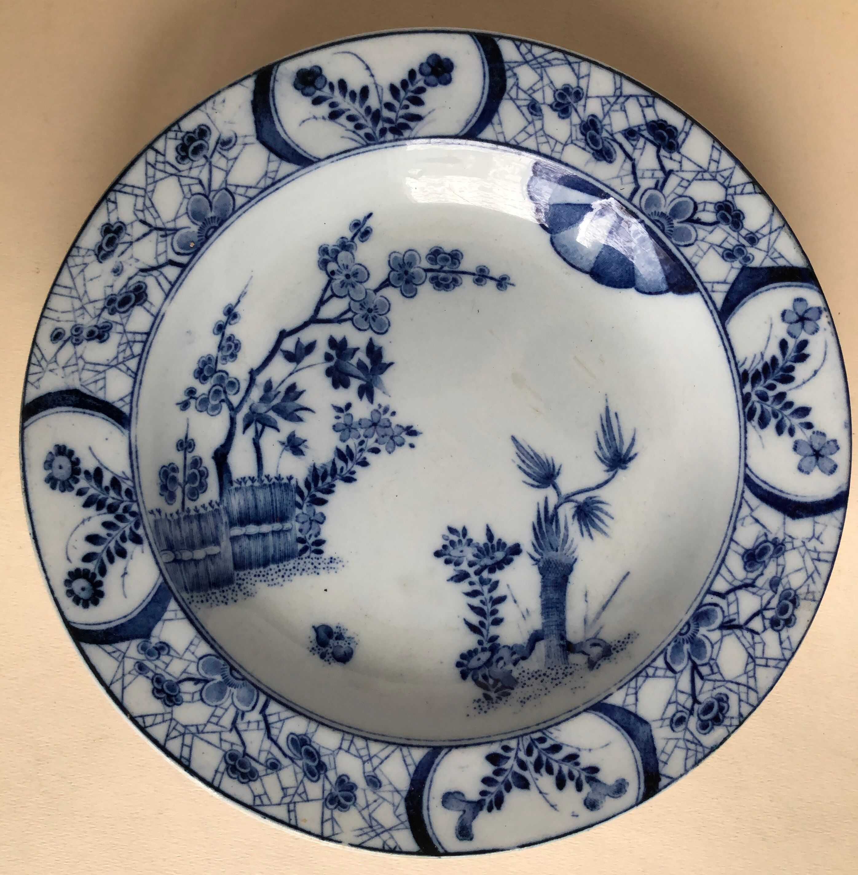 Set of five plates Creil Montereau