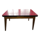Table en formica rouge en tbe