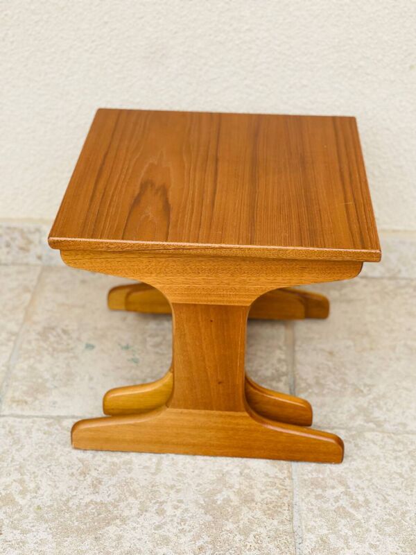 Table basse gigogne en teck 1960