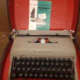 Remington travel Reader typewriter