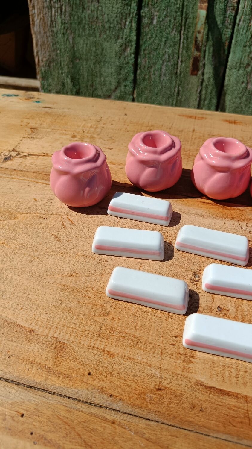 Ceramic candle holders with pink flowers