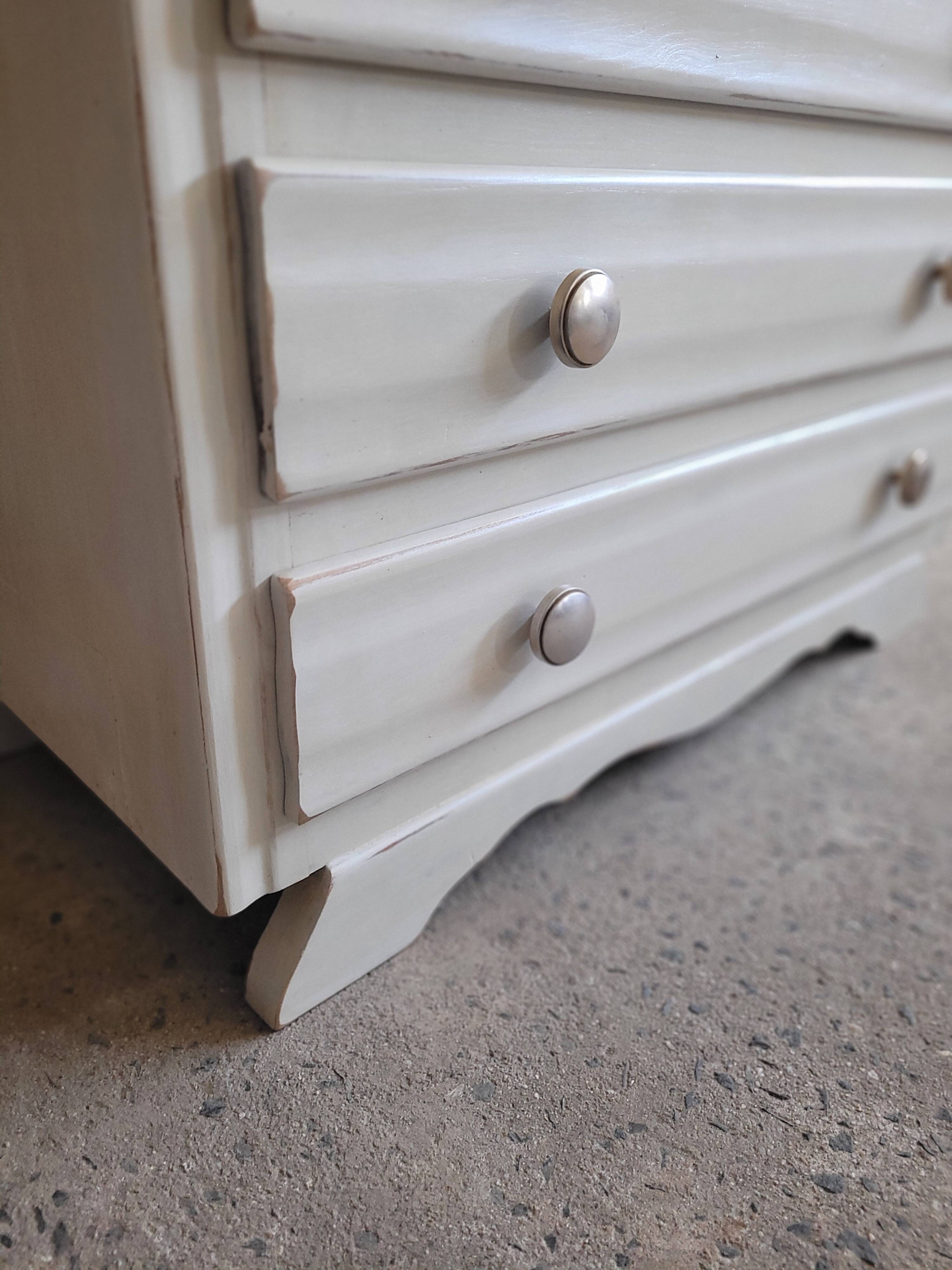 Commode Art Déco blanche patinée