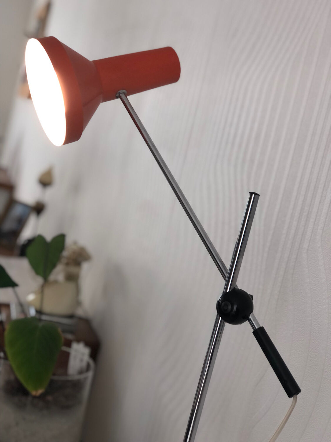 Lampadaire orange de gura leuchten 1960