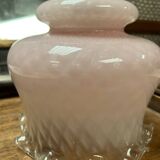 Suspension opaline rose vintage