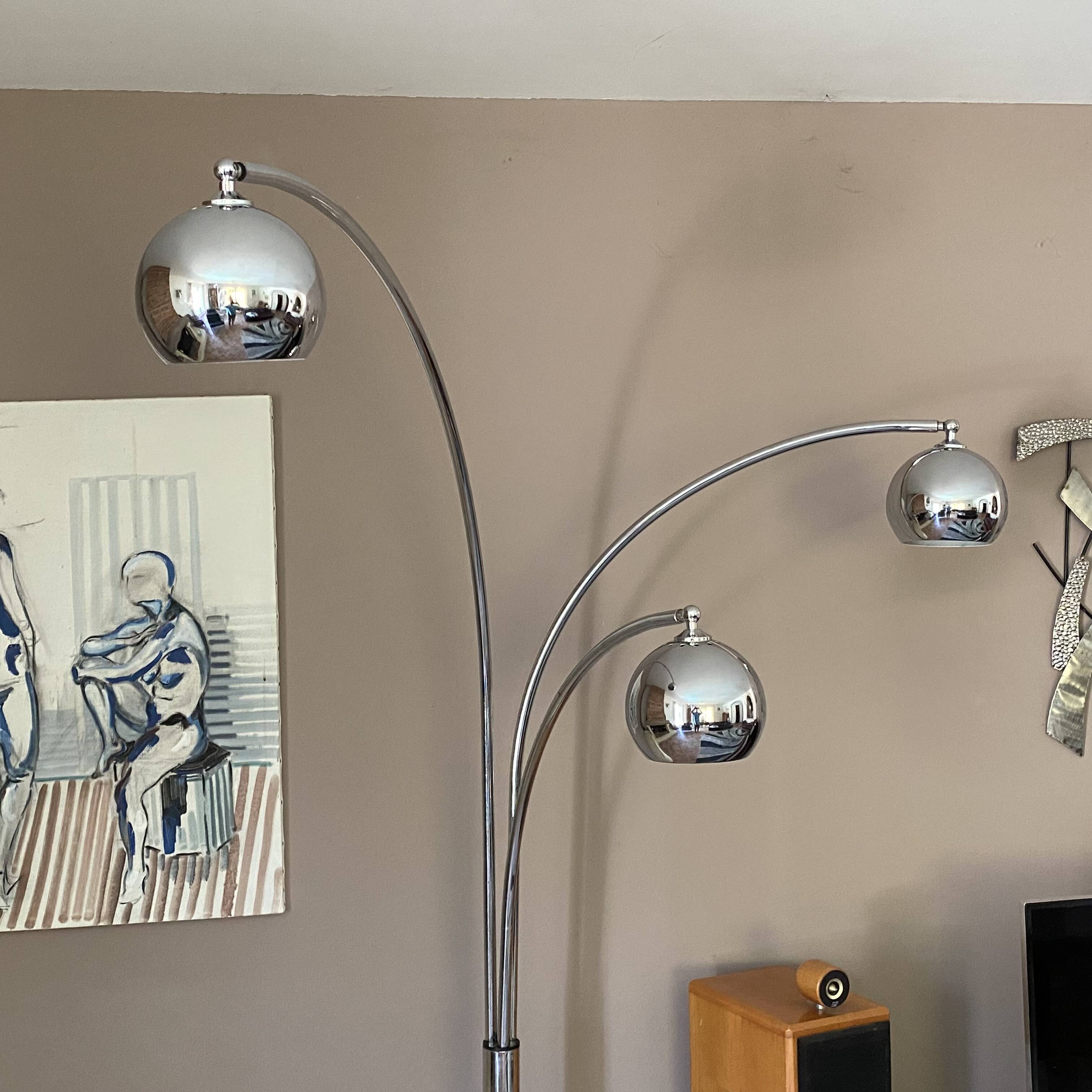 Lampadaire Muguet. Goffredo REGGIANI. 1970.