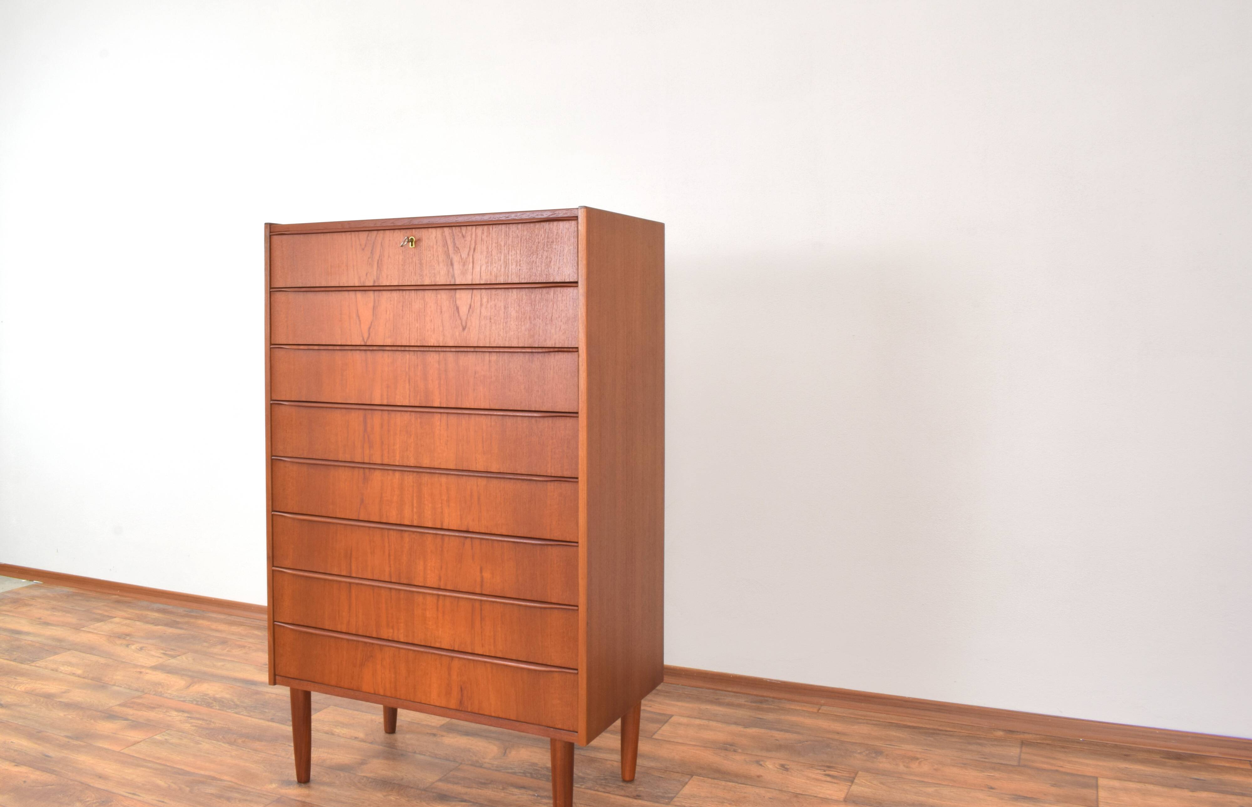 Mid-Century Danish Teak Chest of Drawers, 1960s.