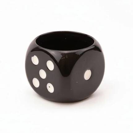 Black die-shaped pot 12 by 12.