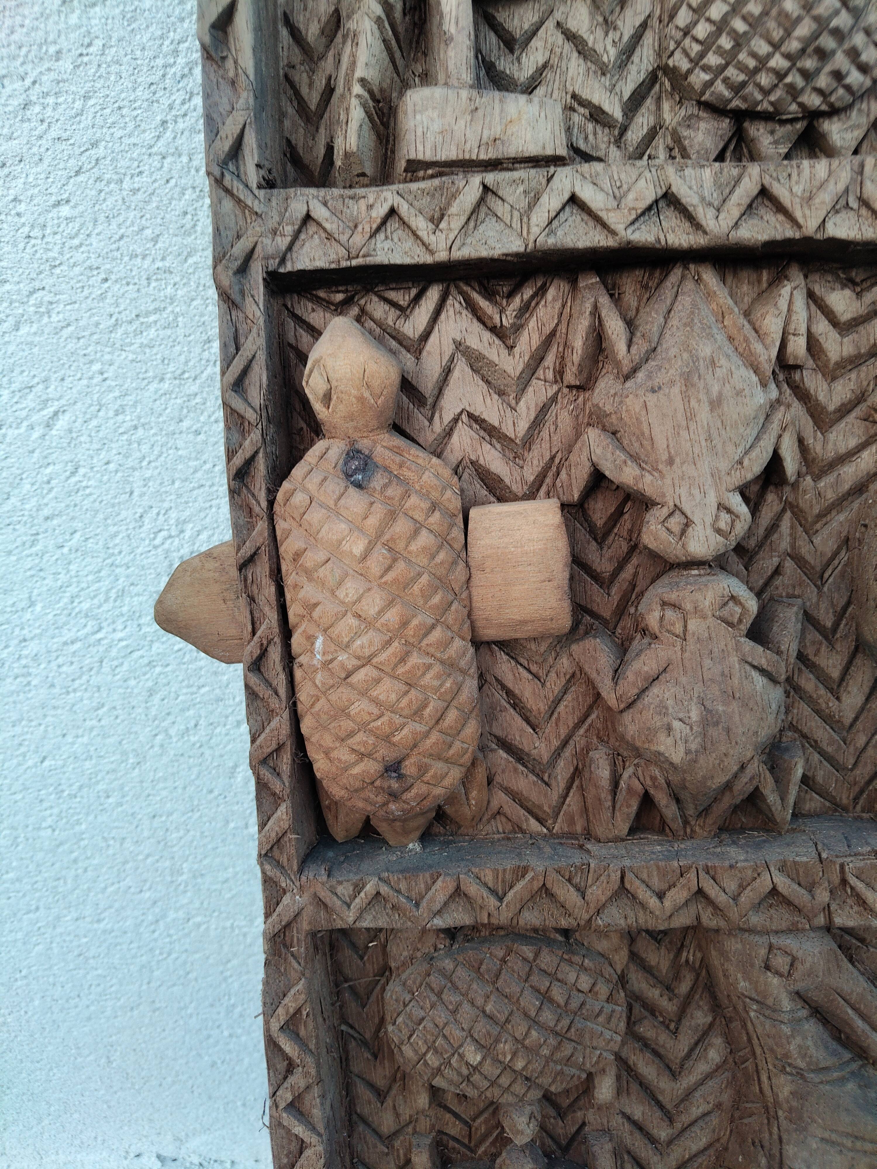 Old loft door Sénoufo – Ivory Coast – carved wood