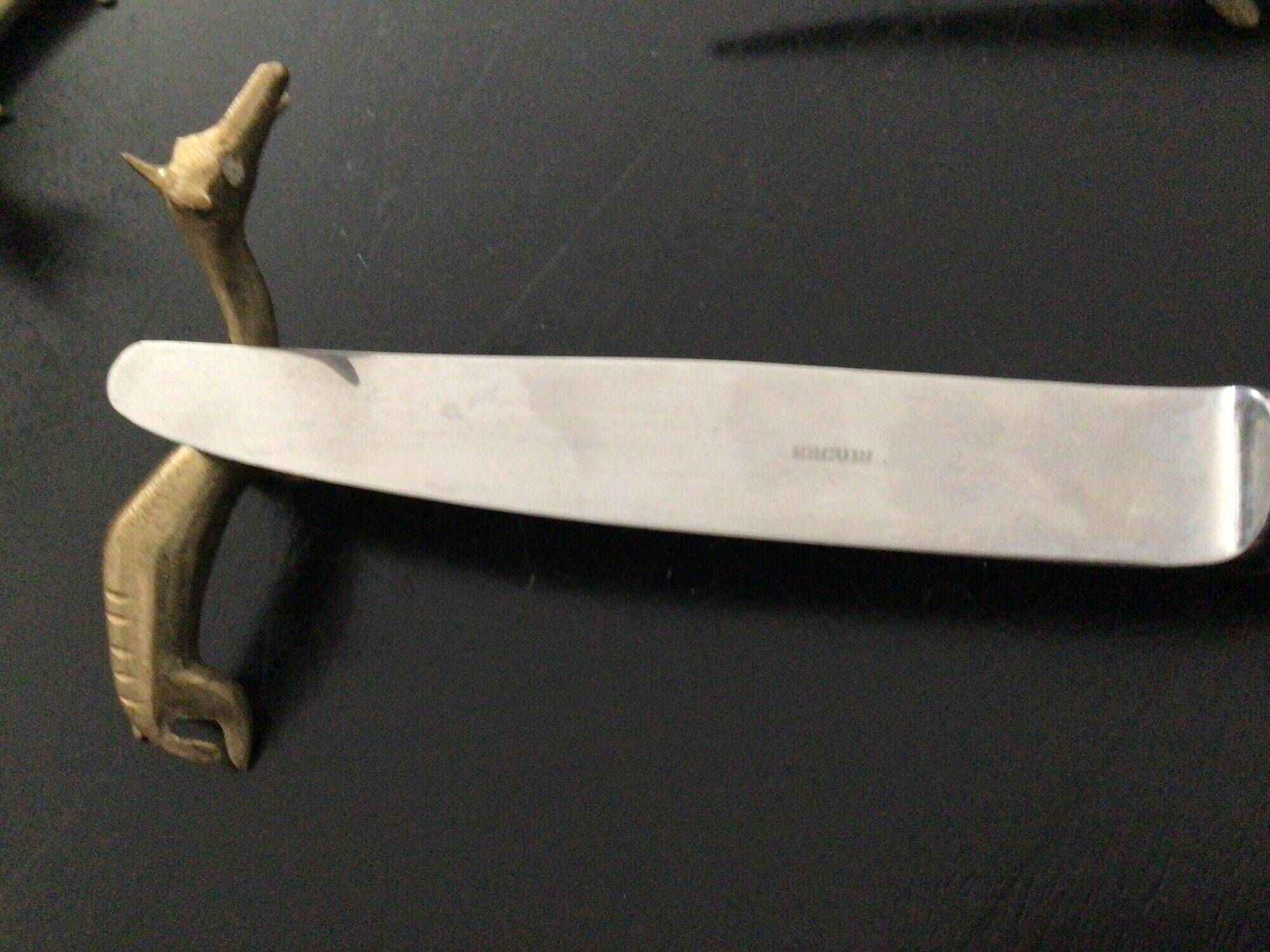 African knife holders