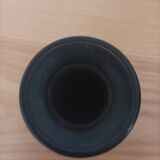 Vase noir signé