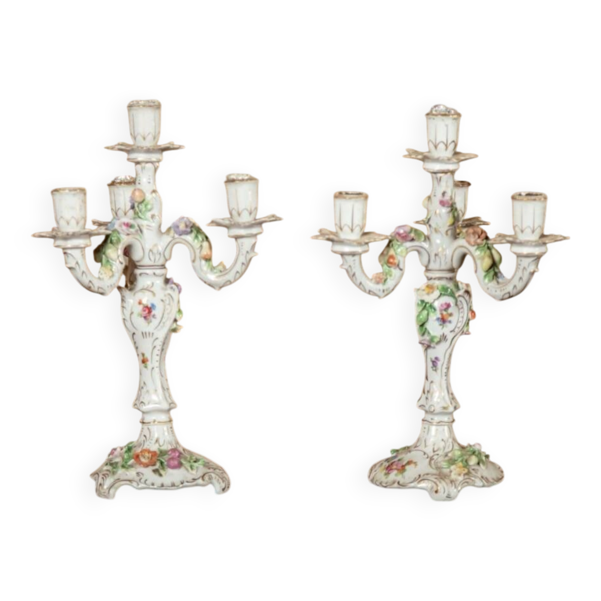 Pair of candelabra with 4 light sources in porcelain. Late 19th century.
