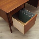Teak desk, Danish design, 1960s, designer: Svend Age Madsen