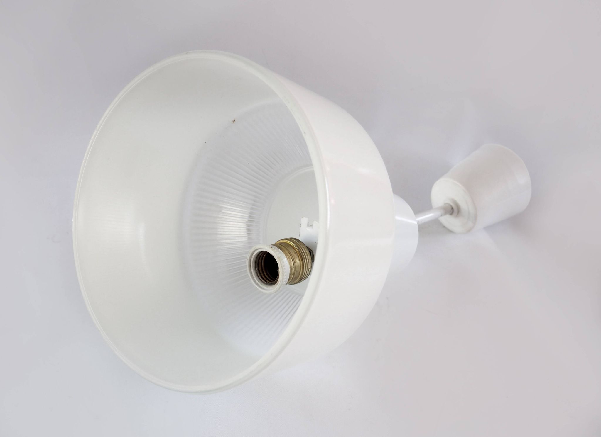 Holophane white glass suspension