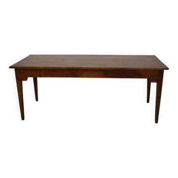 Table de salle à manger de ferme française rustique en chêne antique, datant de la fin du 19ème siècle.