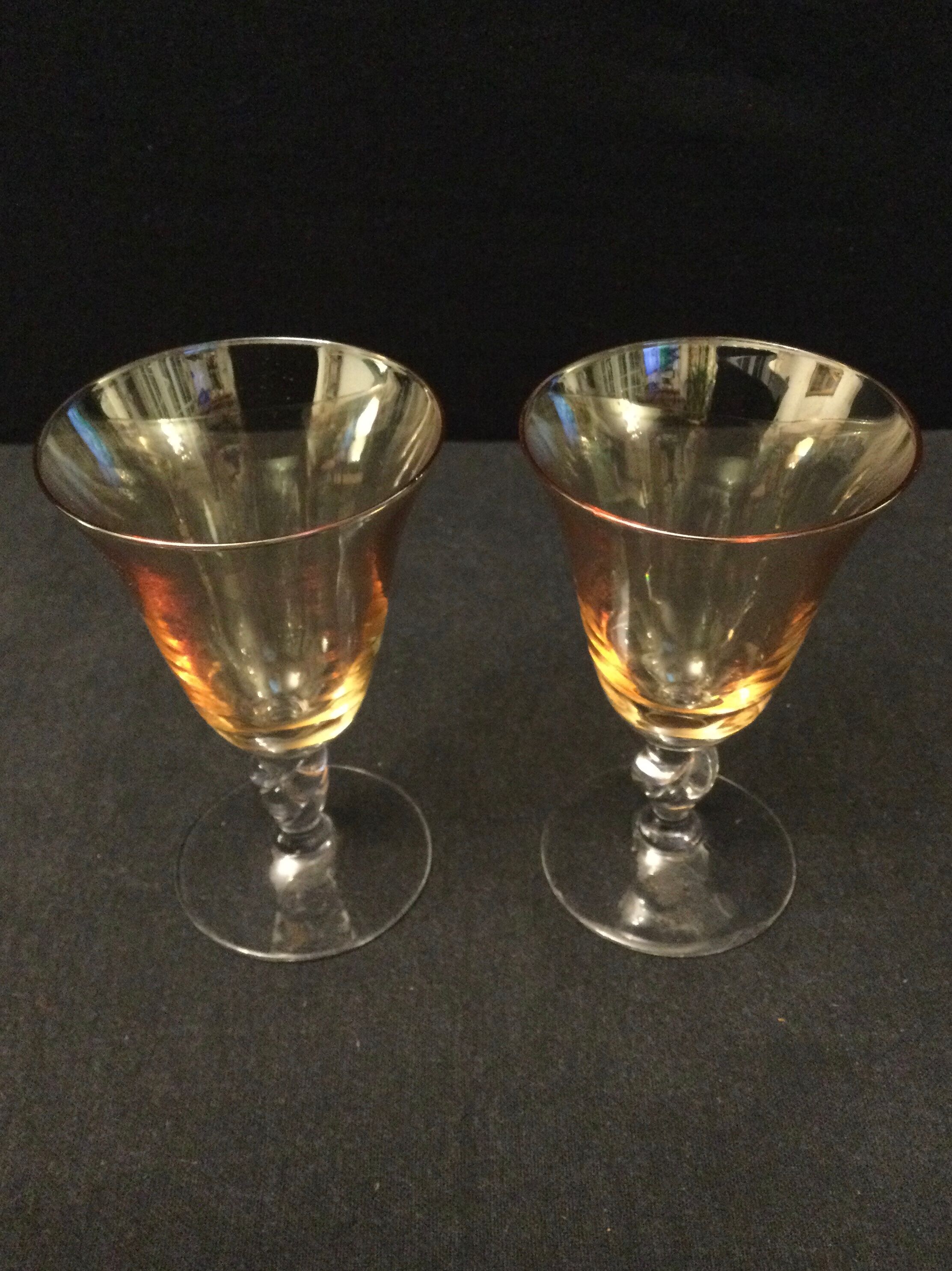Serie de 10 verres de couleurs